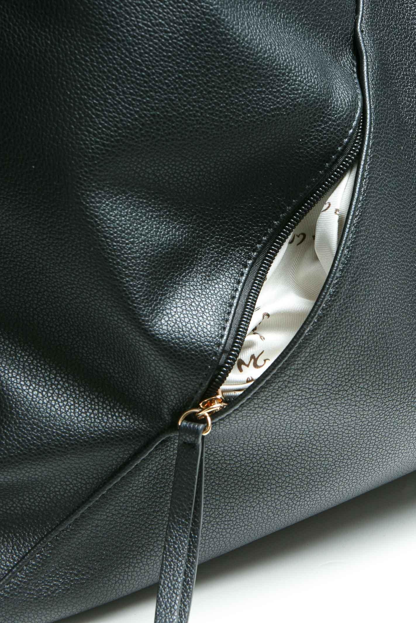 MANILA GRACE  Borse Nero B823EU MA001 