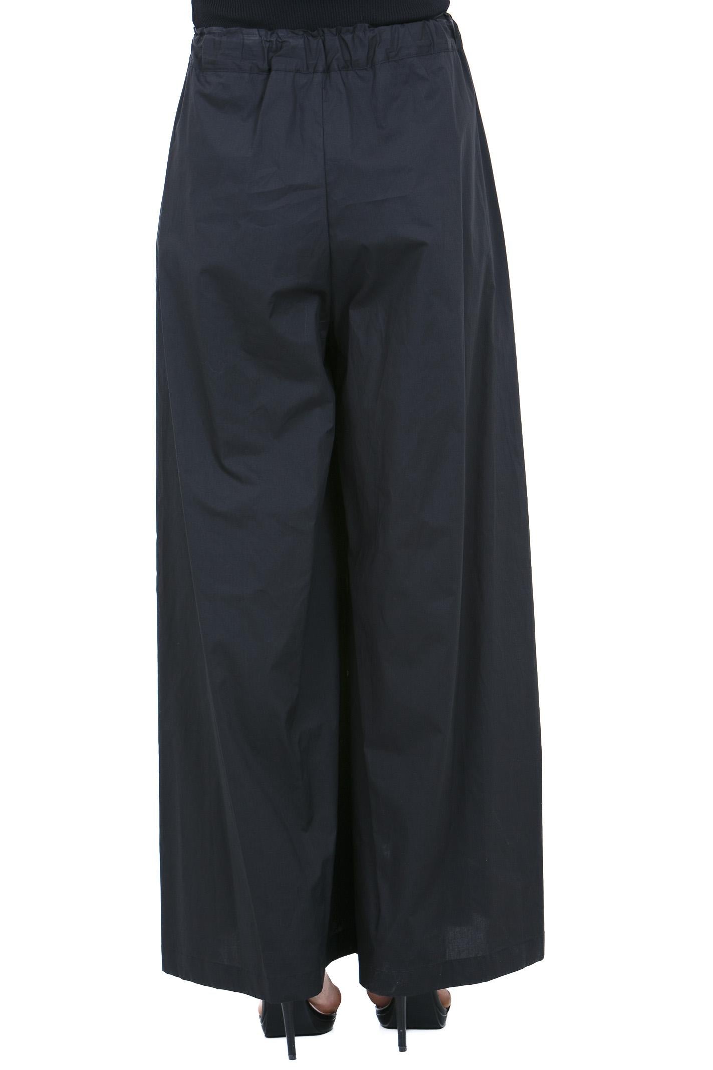 MANILA GRACE  Pantaloni Nero P069CU MA001 