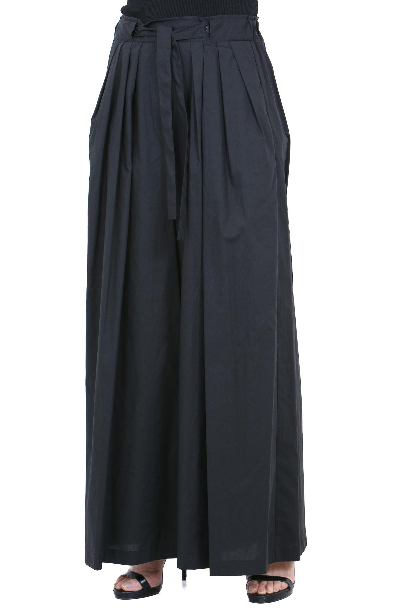 MANILA GRACE  Pantaloni Nero P069CU MA001 
