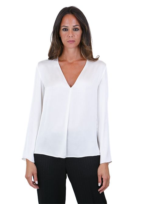 SCOLLO V IN RASO JUCCA | Bluse | J4252017/L/03045